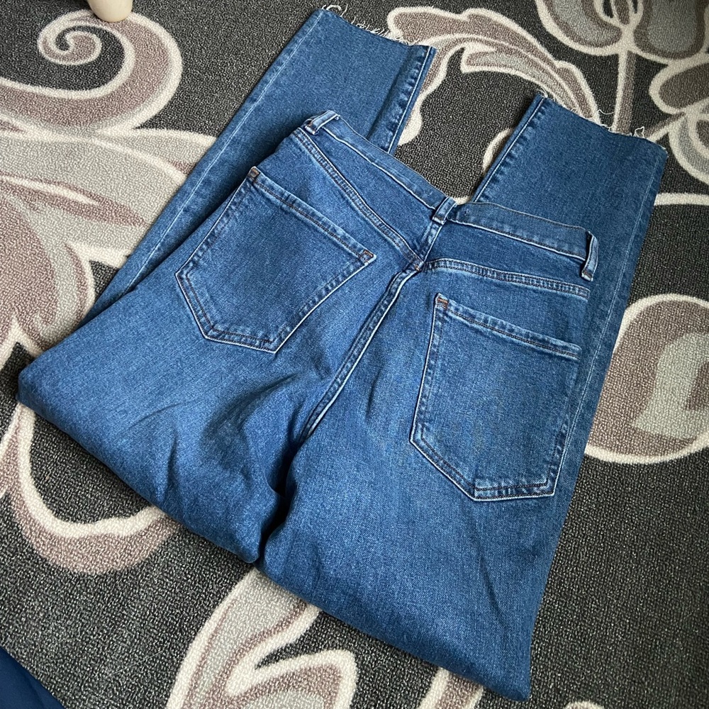 Express Mom Jean - Picture 3 of 7